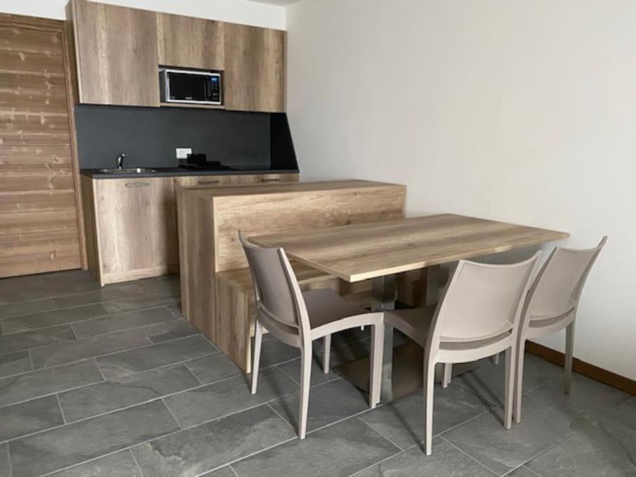 בורמיו Appartamento Trilocale Luxory,Sulle Piste Da Sci מראה חיצוני תמונה
